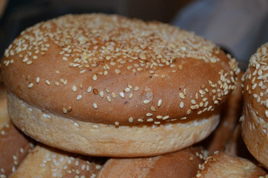 Szezamos hamburger zsemle  -70 gr