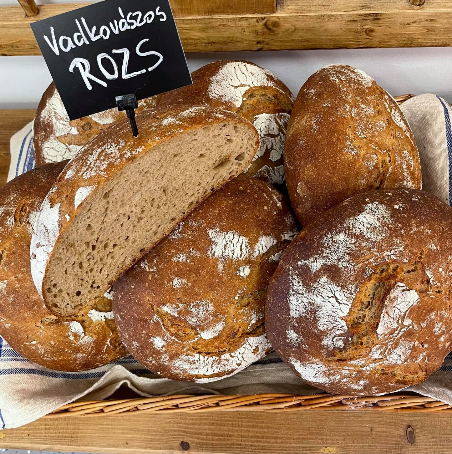 Kézműves vadkovászos rozs Kenyér -500g