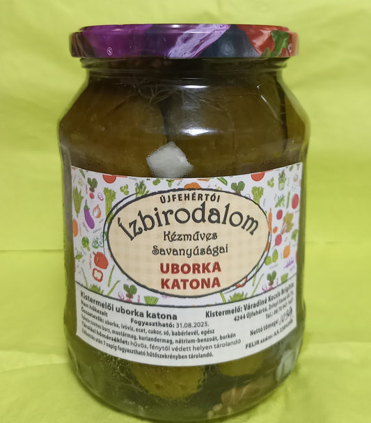 Uborka katona -720 ml