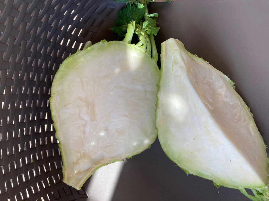 téli karalábé darabolt